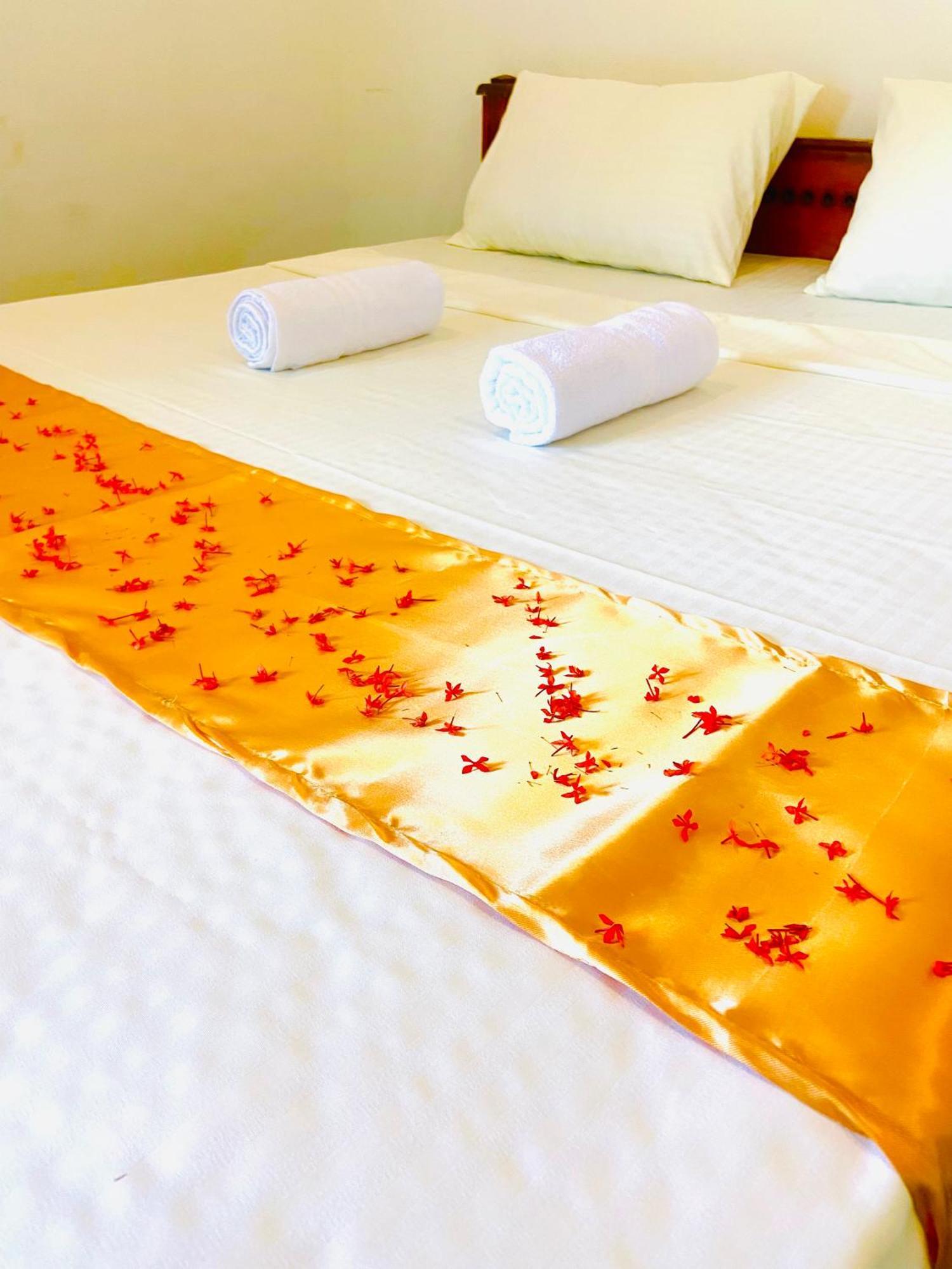 Marina Way Hotel 阿鲁甘湾 外观 照片